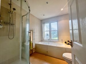 Photo 19- click for photo gallery